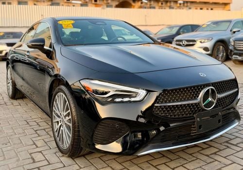 Mercedes Benz CLA250 4MATIC