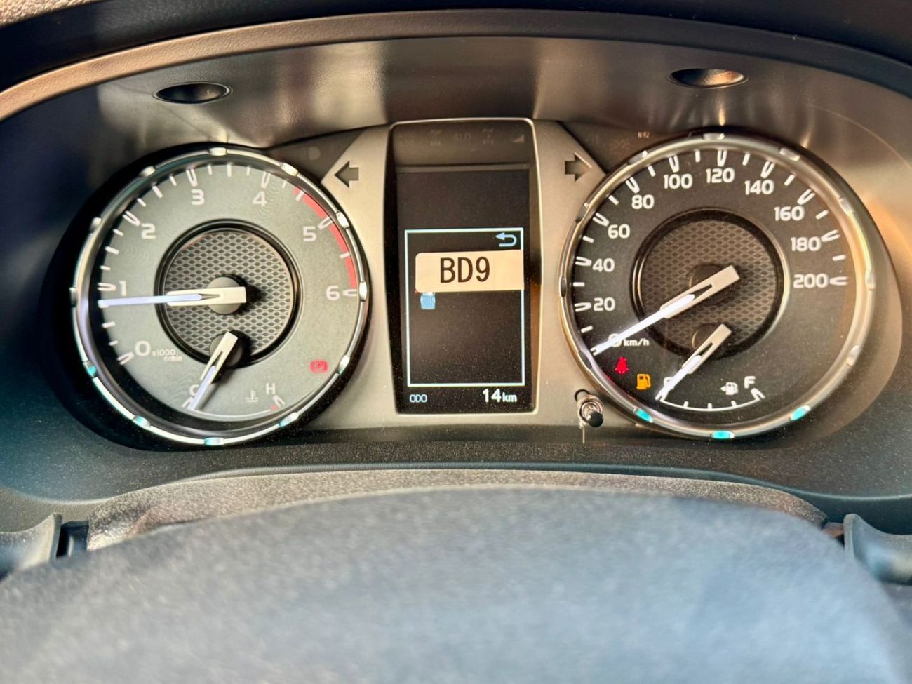 تويوتا هيلوكس GL 2.4L Double Cab