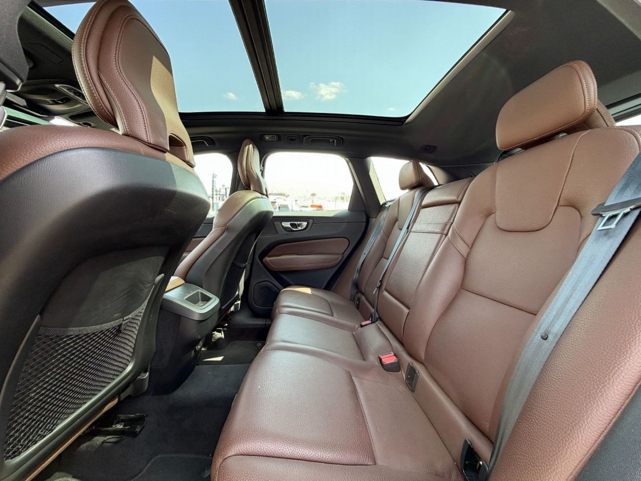 فولفو XC 60 T5 R Design 2.0L