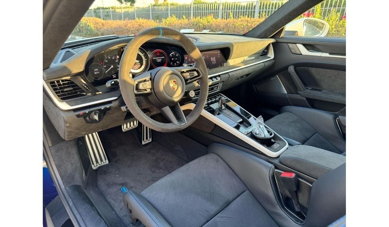 Porsche 911 Dakar 3.0L (475 HP) Coupe BRAND NEW GERMAN SPEC UNDER WARRANTY