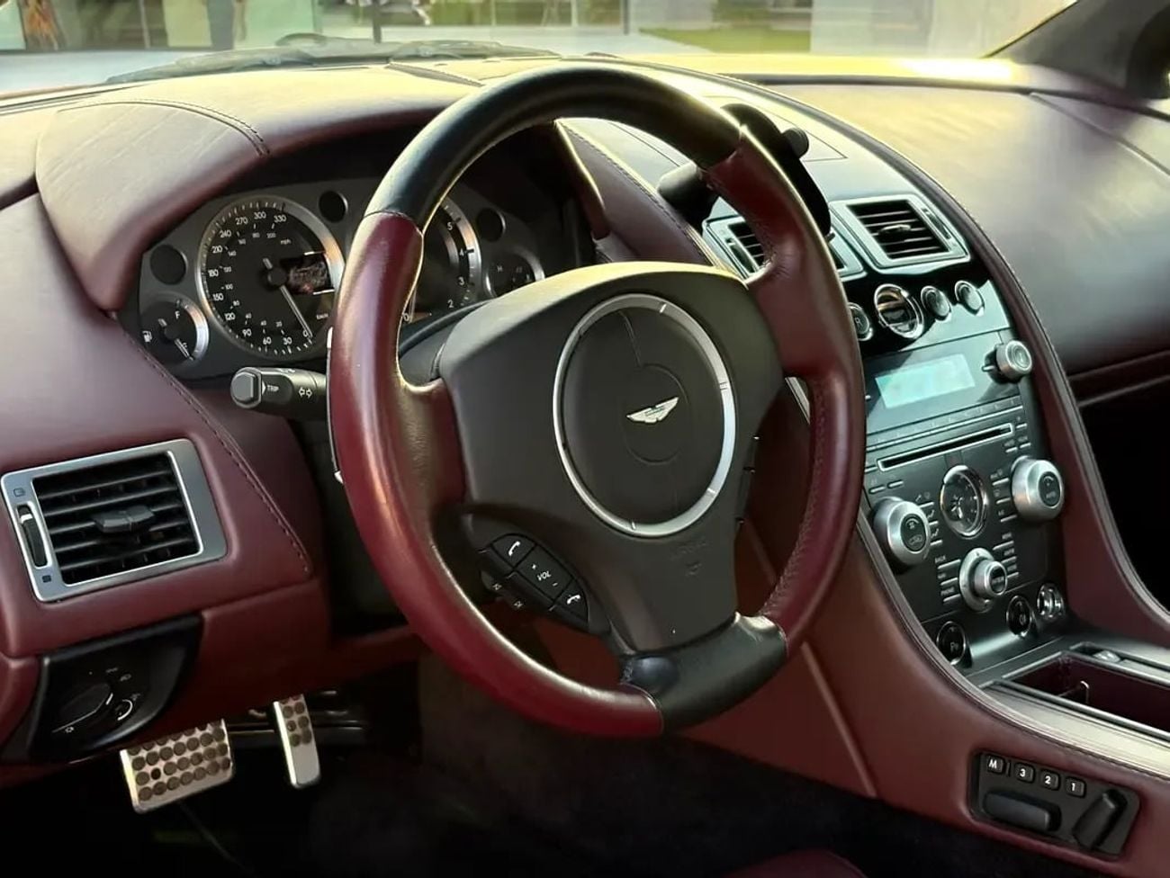 أستون مارتن فانتيج EID SALE | 1 YEAR FREE WARRANTY |  ASTON MARTIN VANTAGE | 4.7L V8 | 2009 | GCC SPECS