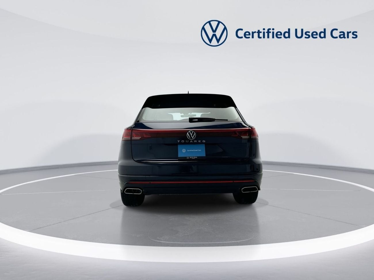 Volkswagen Touareg 3.0T TL (340 HP) Touareg Elegance + Tirano (Ref#21179) / WAS 229,900 AED - NOW 199,900 AED