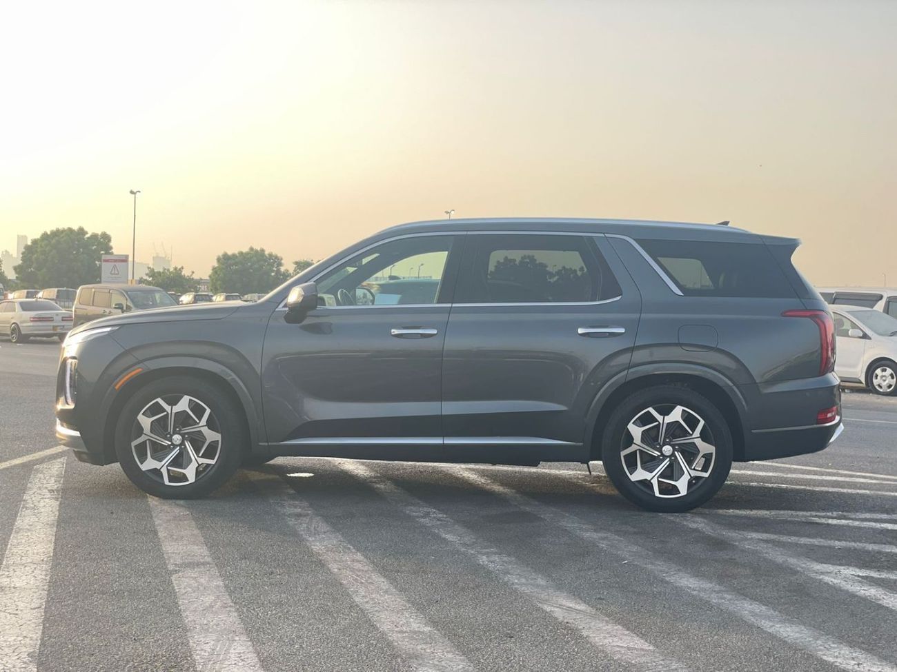 Hyundai Palisade 2021 Hyundai Palisade Calligraphy Edition Full Option Panoramic View - 360* 5 CAM - HUD - 3.8L V6 -