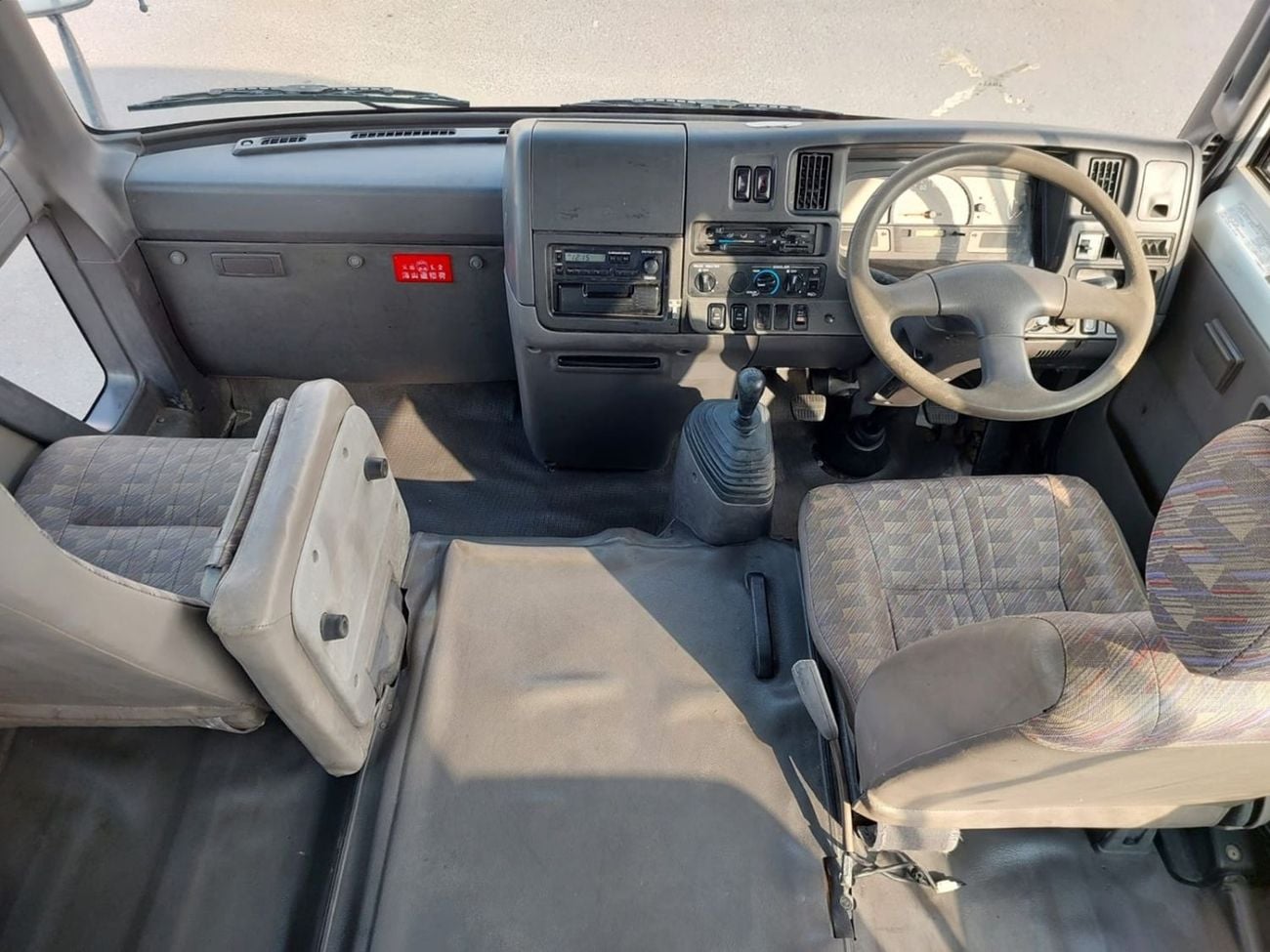 نيسان سيفيليان NISSAN CIVILIAN BUS RHD 1999 MODEL 4.1 L DIESEL MANUAL(PM700010)