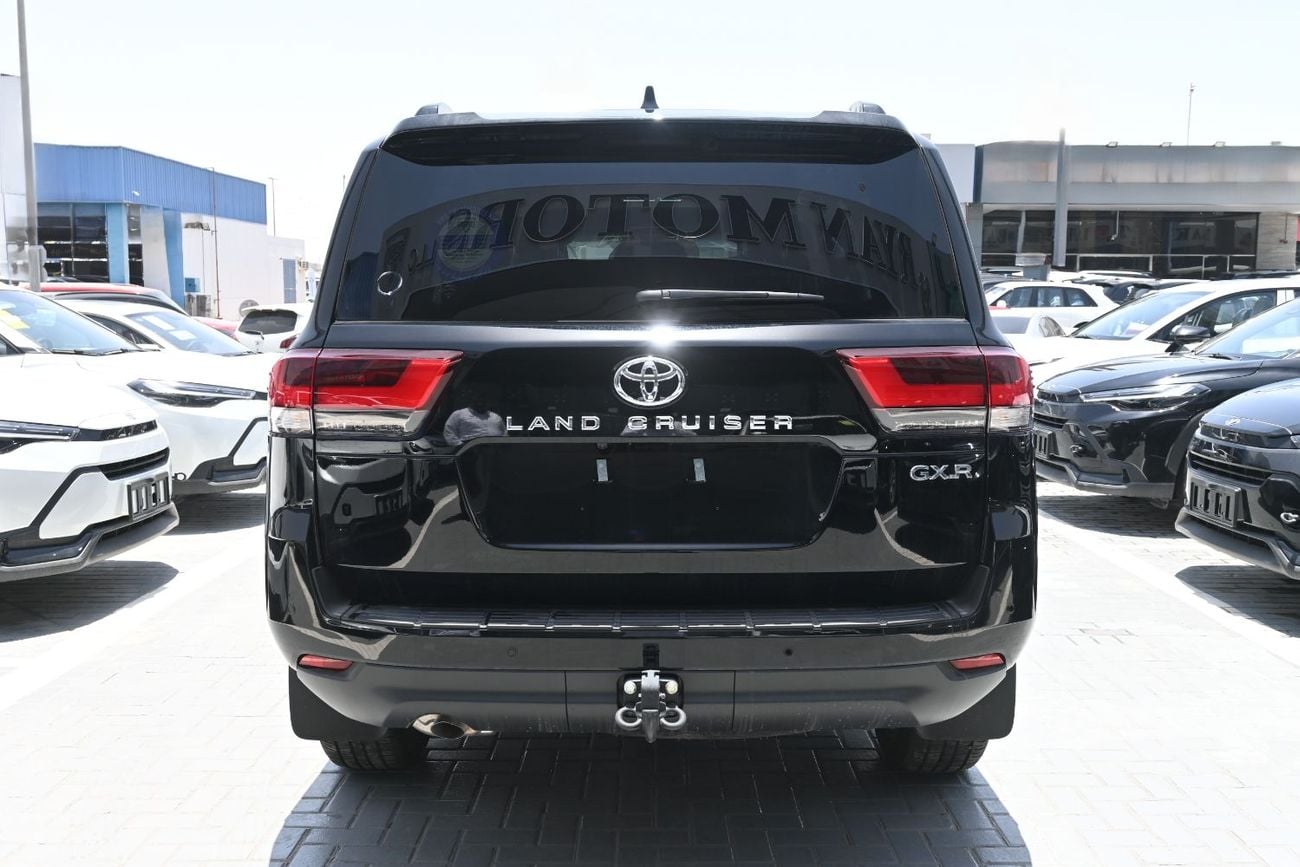 تويوتا لاند كروزر GXR Toyota Land Cruiser GX-R 4.0L V6 Petrol Model 2026