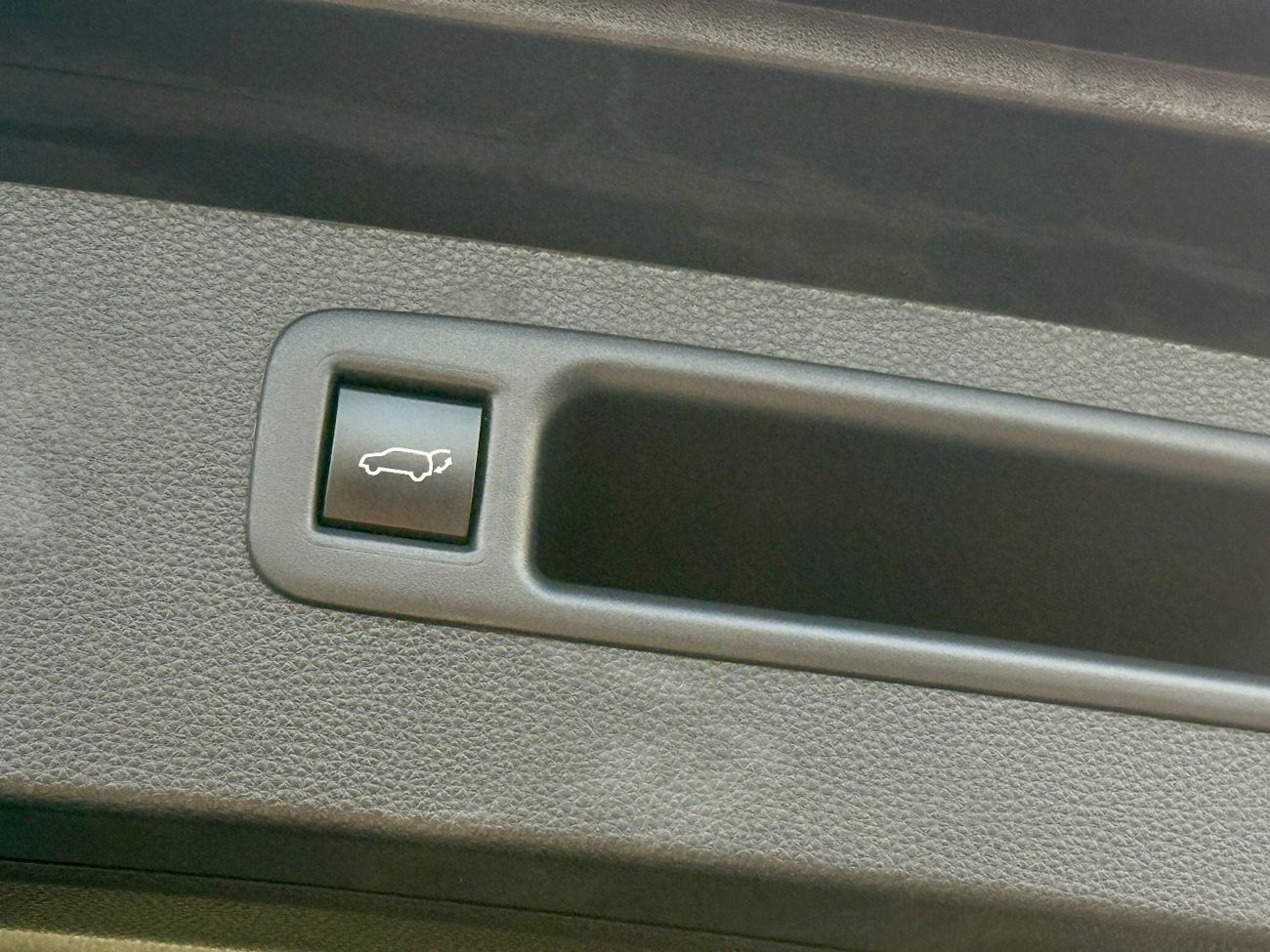 Toyota Highlander Highlander xle Hybrid AWD