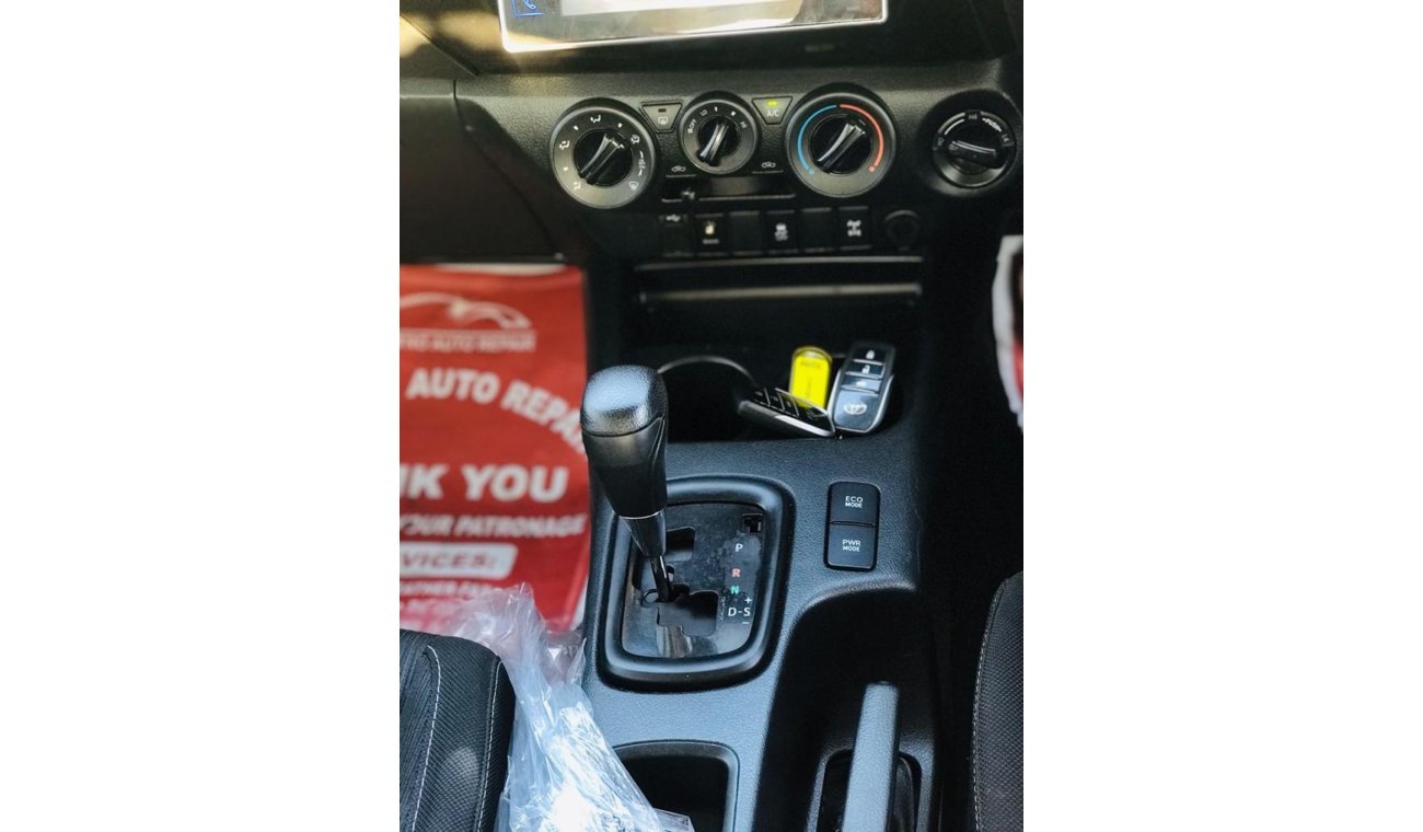 Toyota Hilux toyota hilux diesel engine model 2017 white color very clean and good condition