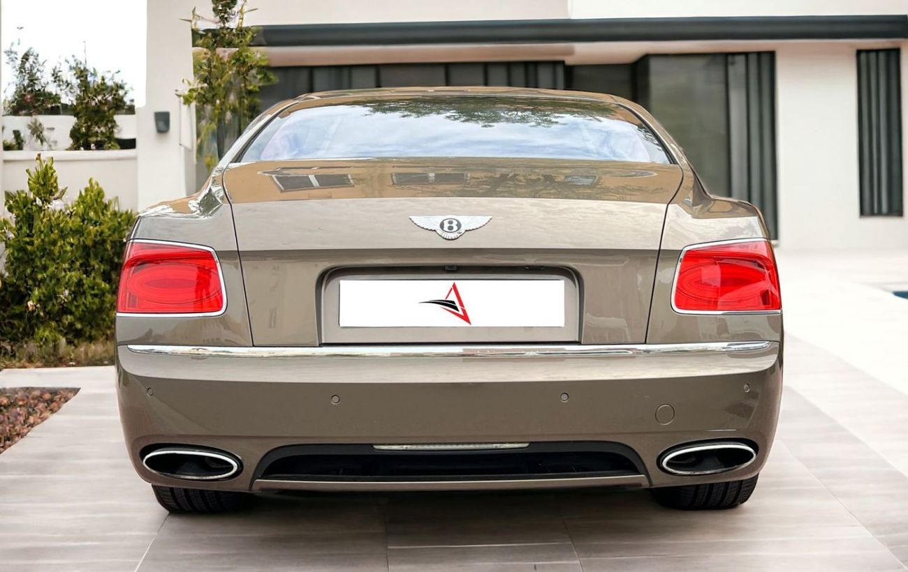 Bentley Flying Spur SUMMER OFFER | BENTLEY 2014 FLYING SPUR | Full Service History | GCC | W12