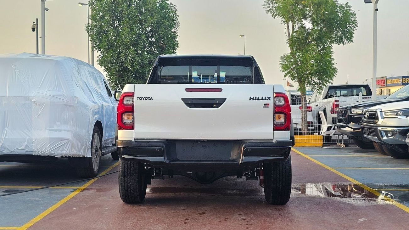 تويوتا هيلوكس GR SPORT OMANI 2026/2026YM PEARL ARTIC WHITE COMPRESSOR-REAR VIEW DIGITAL MIRROR-NAVIGATION