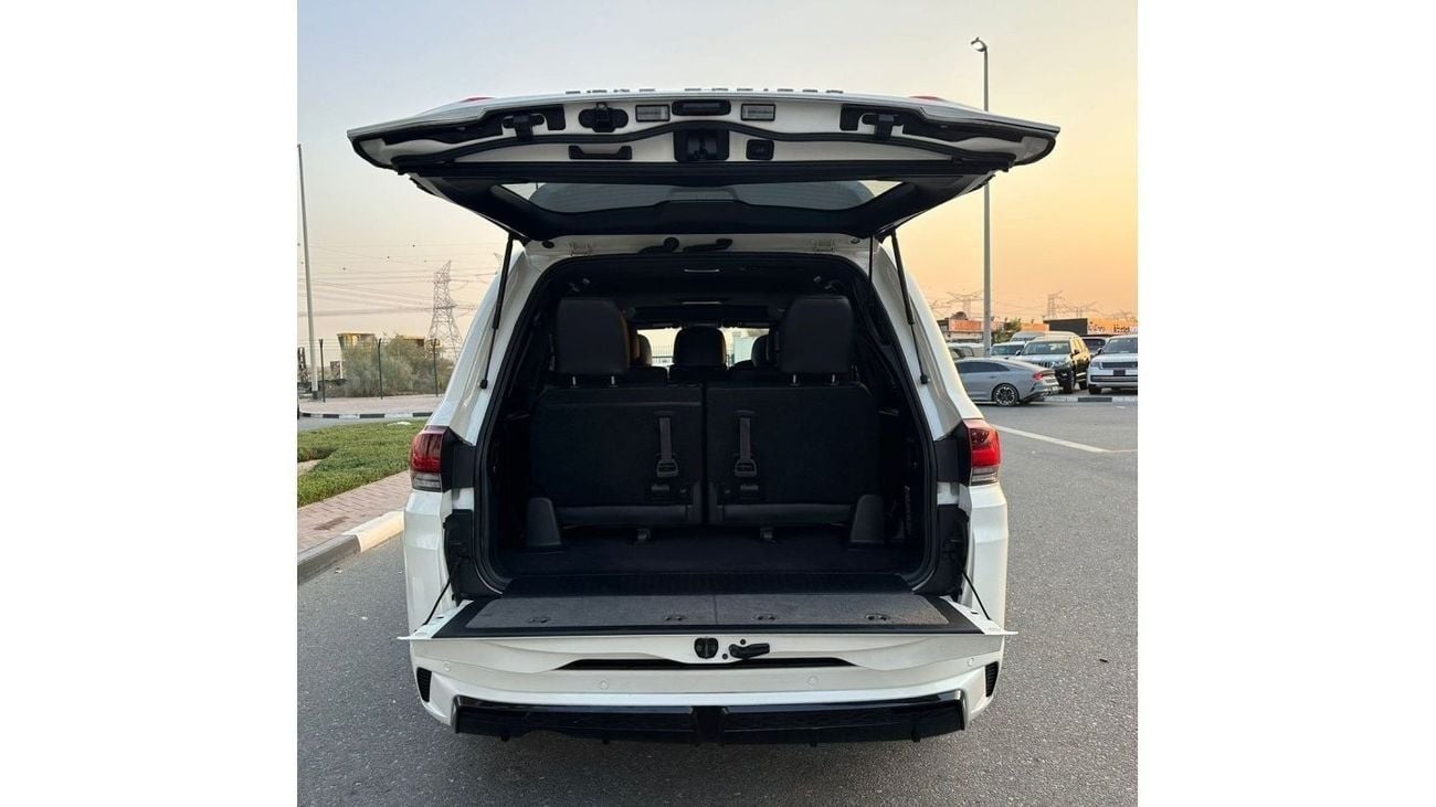 تويوتا لاند كروزر -