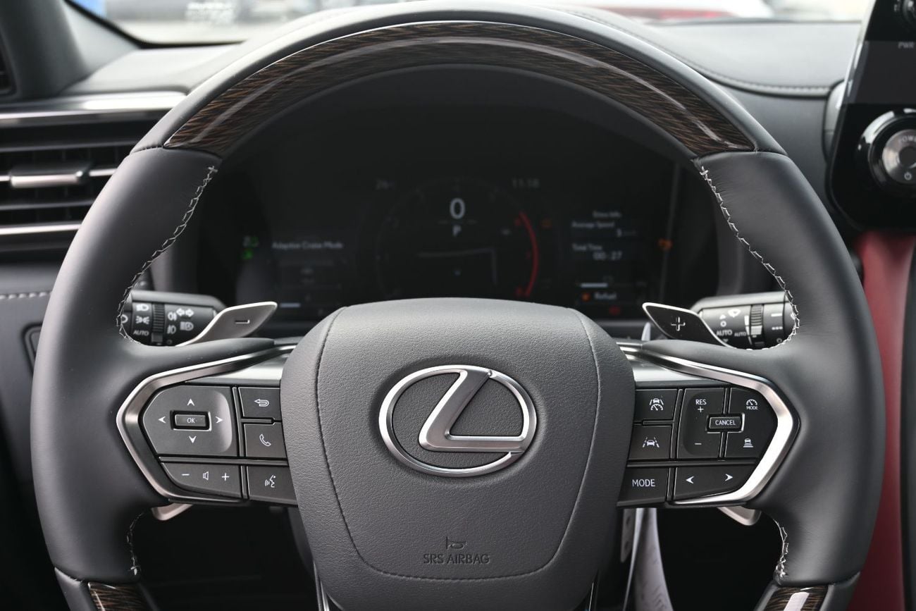 Lexus LX700h Lexus LX700h Signature 3.5L Twin-Turbo + Hybrid V6, Petrol, Model 2025