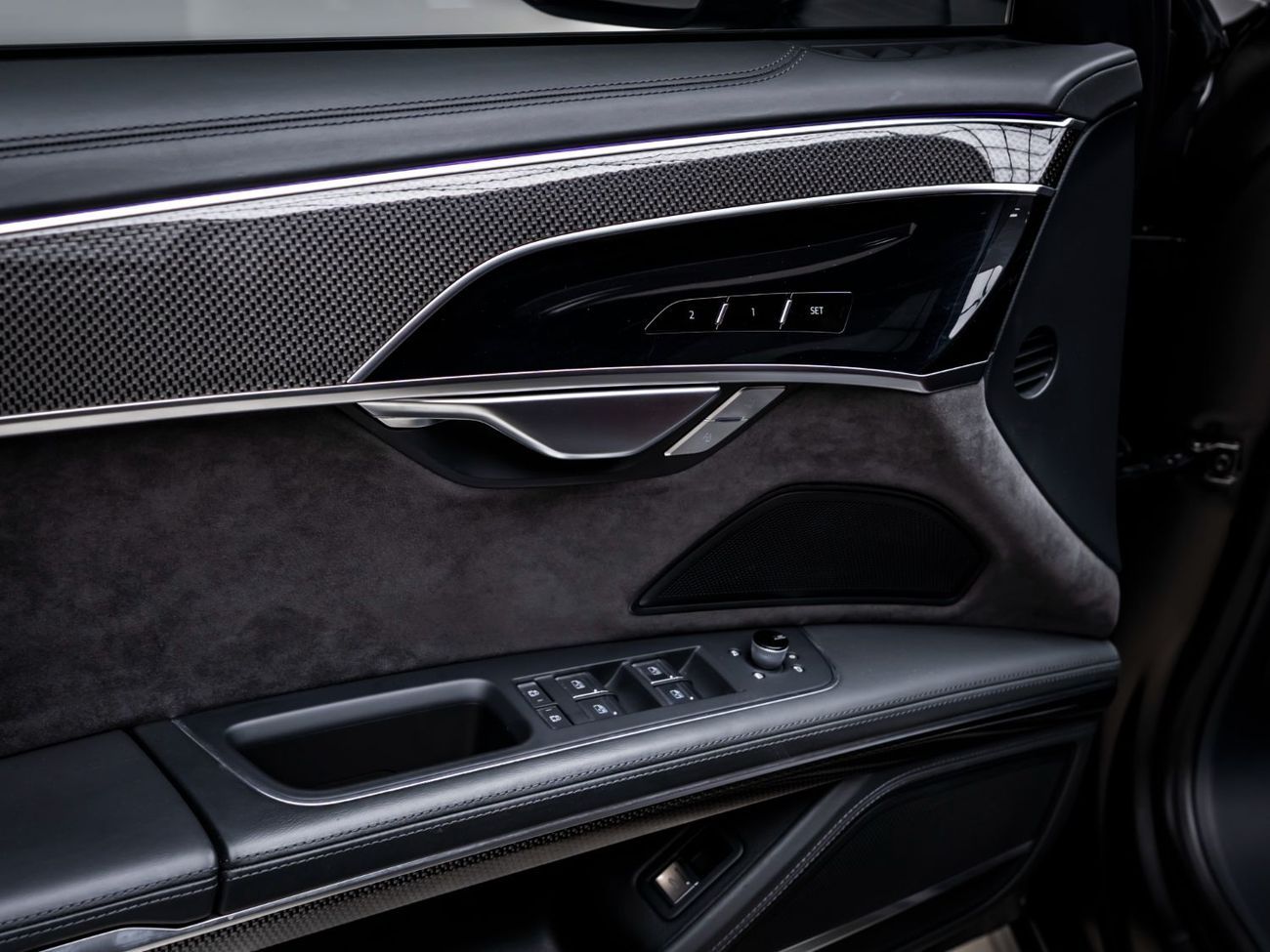 أودي S8 Std 4.0L (563 HP)