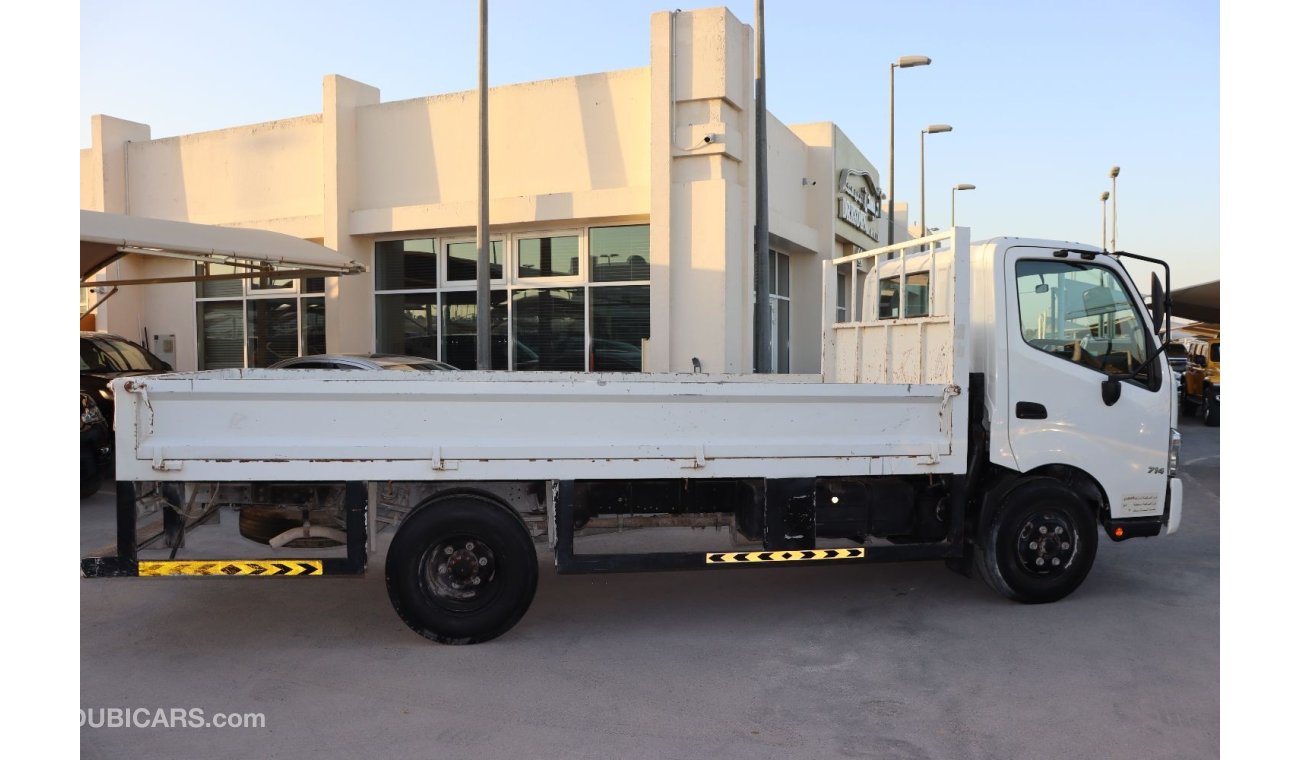 هينو 300 Hino 300 714