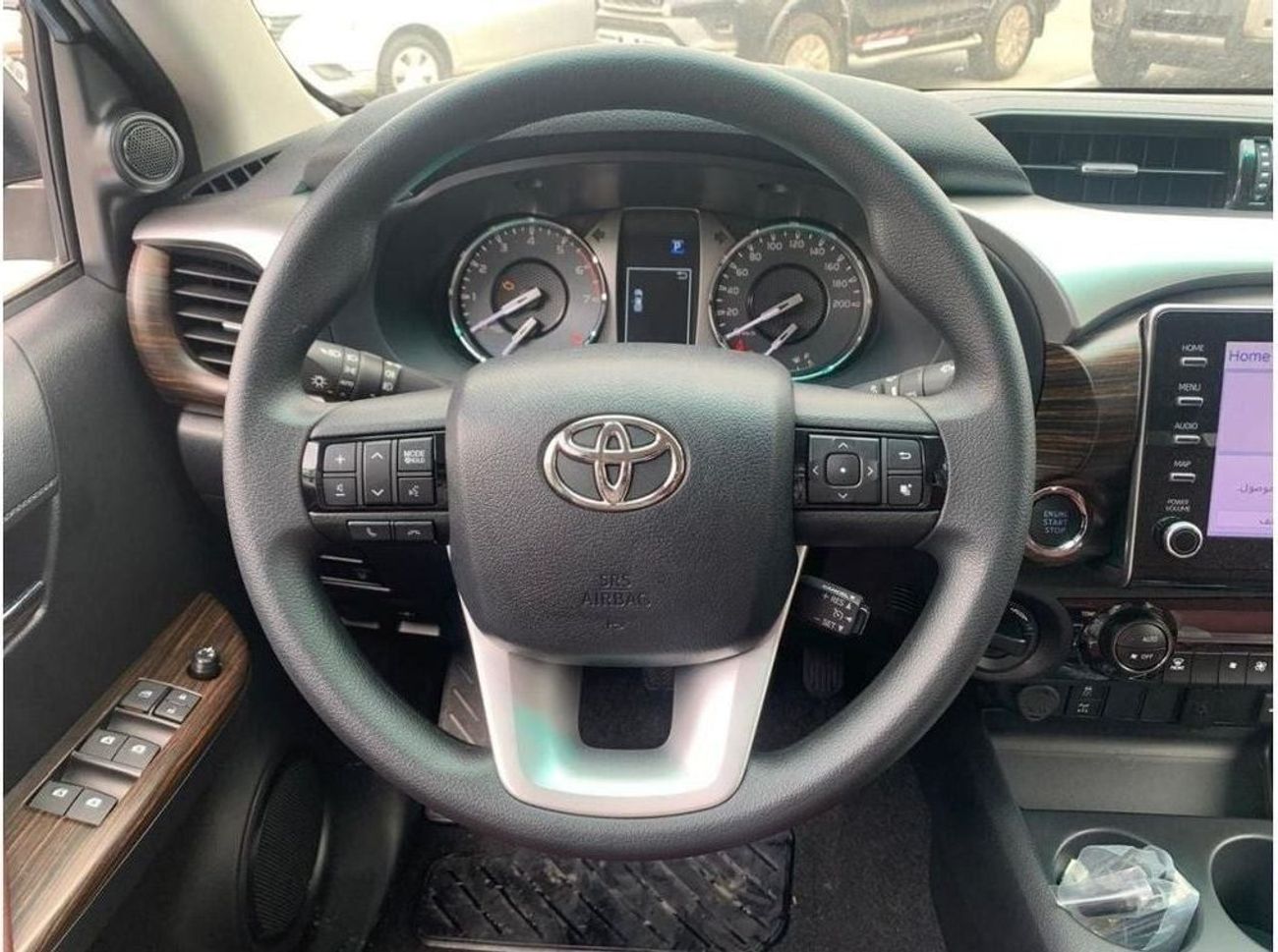 Toyota Hilux 2025 TOYOTA HILUX SR5 4.0L V6 WHITE AND BLACK AVAILABLE