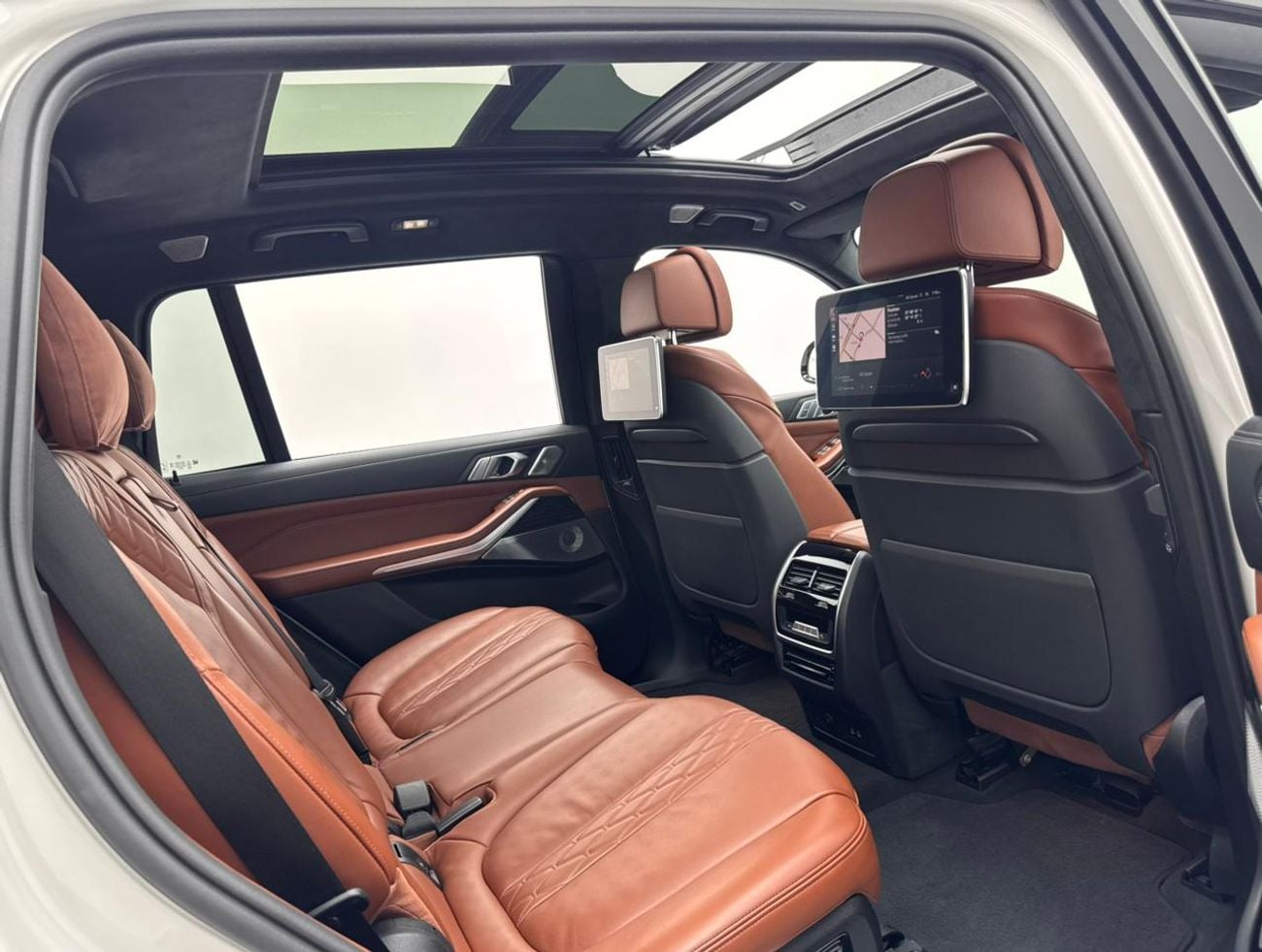 BMW X7 XDrive50i 4.4L 2019 BMW X7 xDrive50i M-Sport, 1 Year Warranty, Feb / 2027 BMW Service Pack, GCC