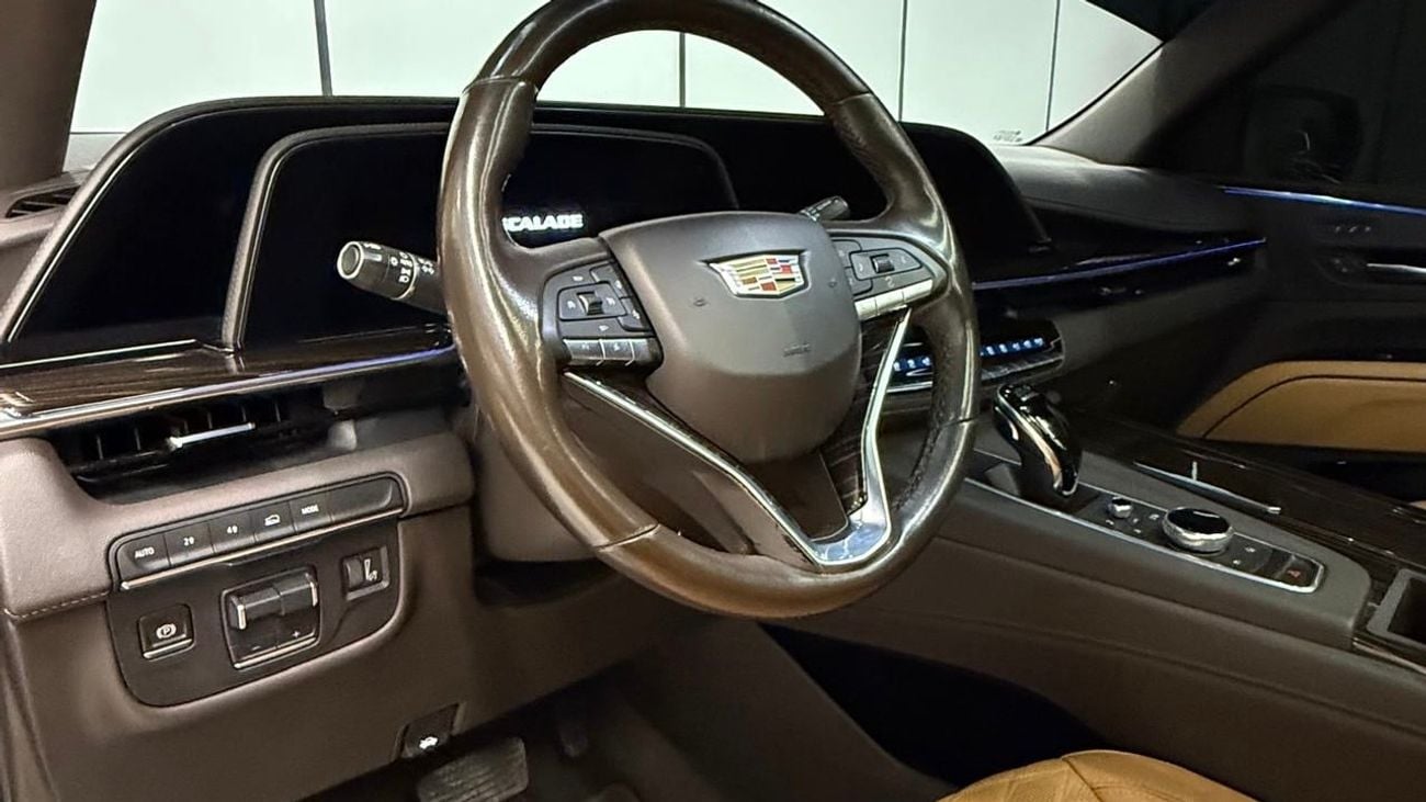 Cadillac Escalade Luxury 6.2L