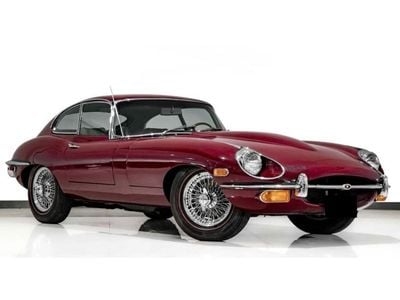 جاكوار E Type 