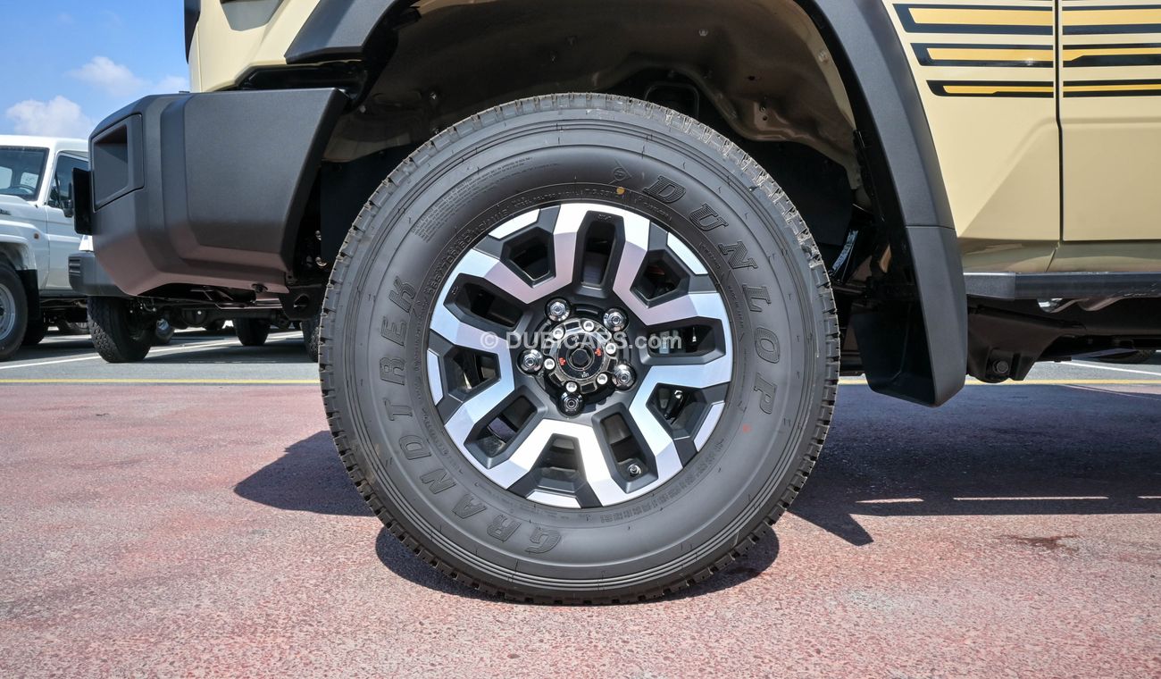 Toyota Land Cruiser Pick Up LC79 DC 4.0L YM 2025 Full Option