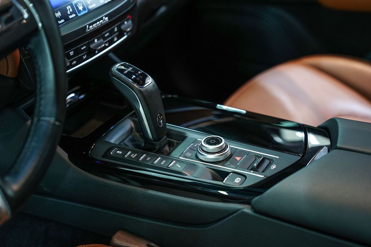 مازيراتي ليفونت Std 3.0L (350 HP) 2019 Maserati Levante Q4, Panoramic Roof, Very Low Mileage, GCC Specs!!