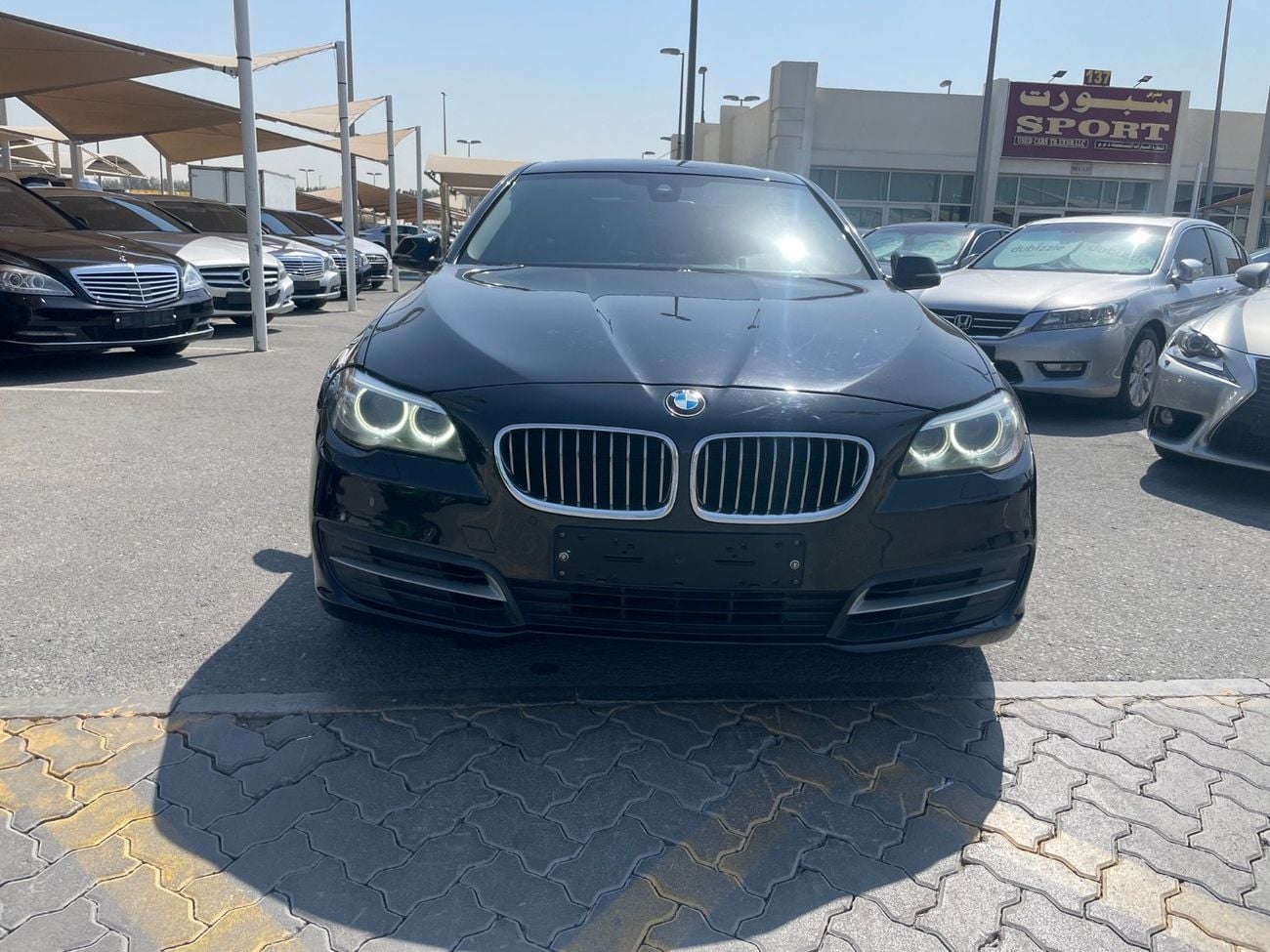 بي أم دبليو 528 جران توريزمو بي ام دبليو 528 وارد كوريا فل اوبشن نظيفة جدا ًبدون حوادث