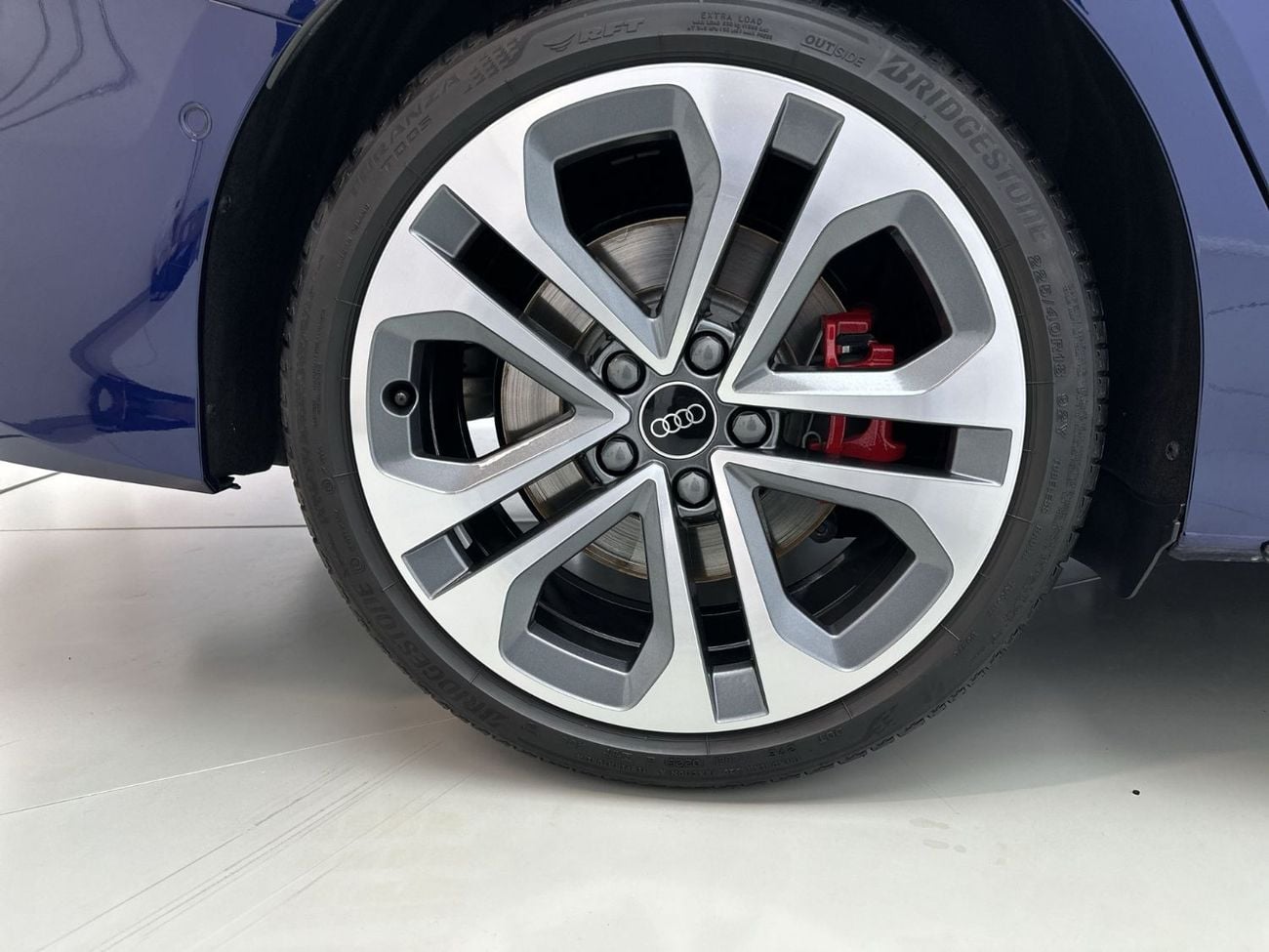 Audi S3 TFSI quattro 2.0L Sedan Sedan TFSI 333hp (Ref# 79092)