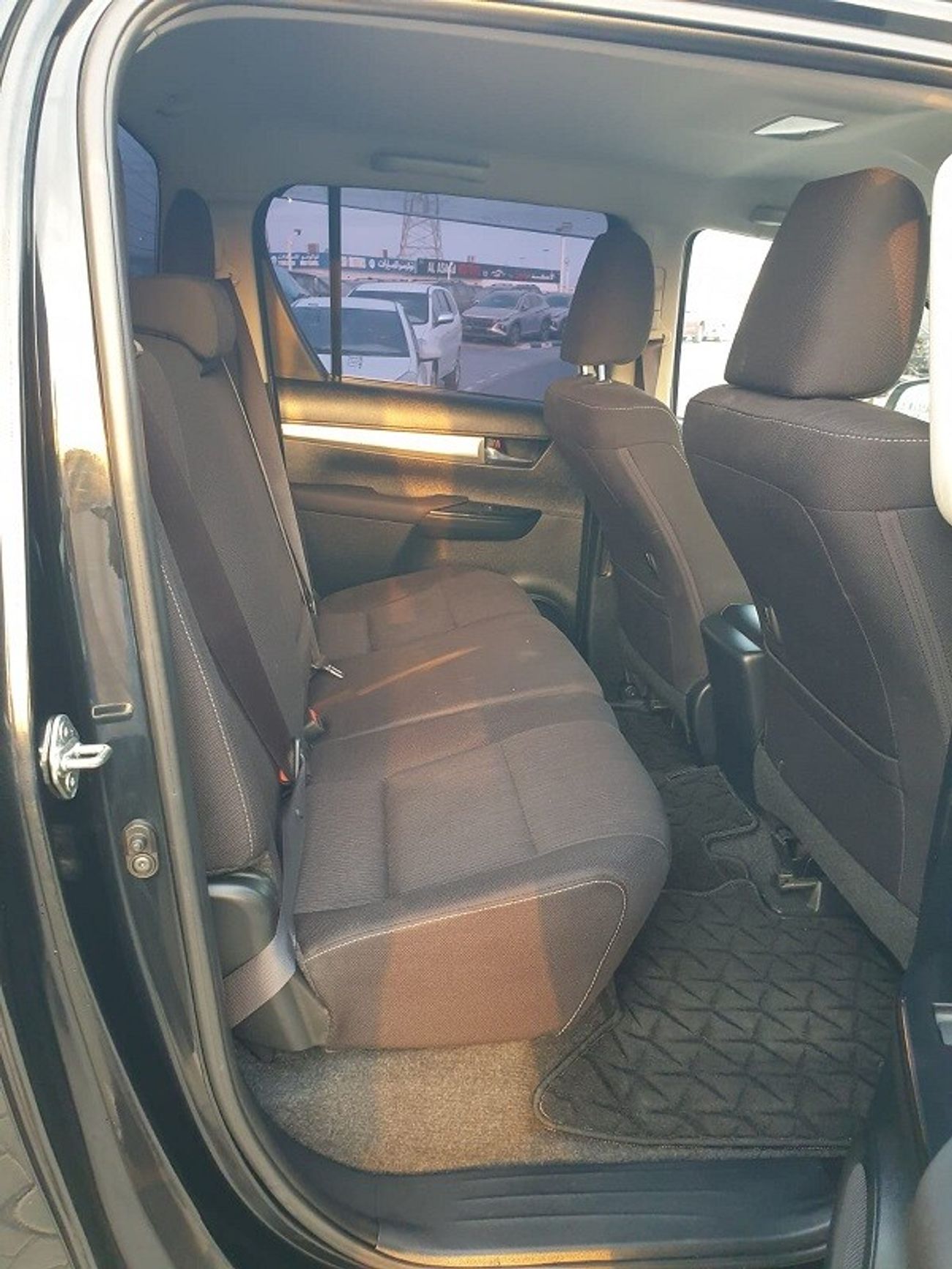 Toyota Hilux PICKUP - DIESEL - (RHD)