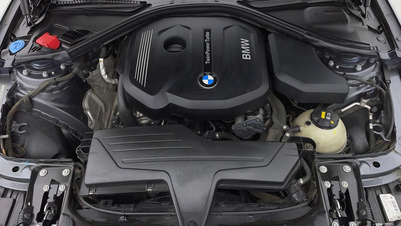 BMW 318i EXECUTIVE 1.5 | Zero Down Payment | Free Home Test Drive