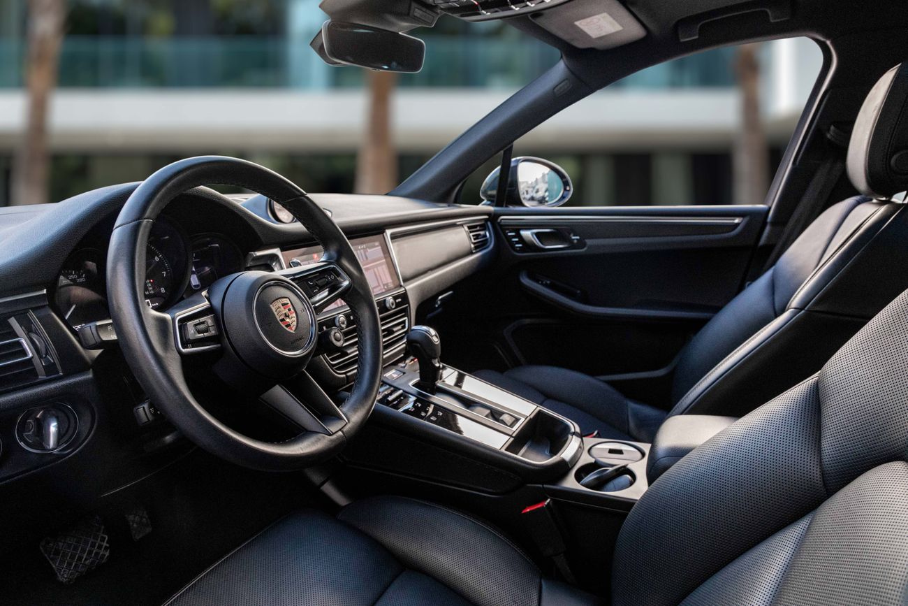 Porsche Macan Macan  | 4,603 P.M | 0% Downpayment | CHRONO PACK | PORSCHE SERVICE HISTORY!