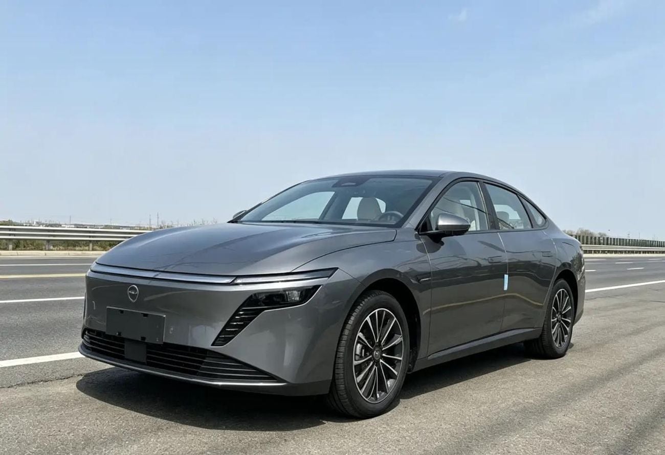 Nissan N6 