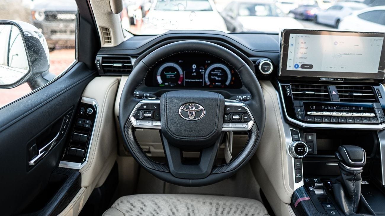 تويوتا لاند كروزر 2025 Toyota Land Cruiser VXR 3.5L AT Hybrid (Black)