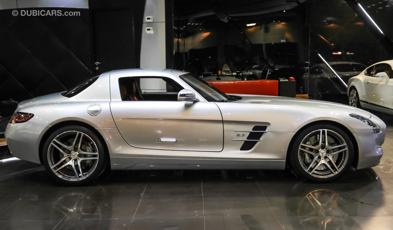 Mercedes-Benz SLS AMG