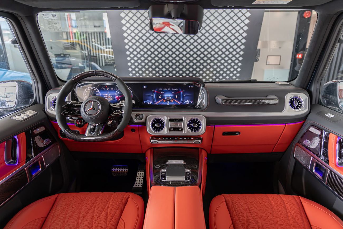 مرسيدس بنز G 63 AMG Double Night Pack|Fully Loaded|2026 Fully Cardbon Fiber |Gargash Auto Warranty PERFOMANCE PACKAGE