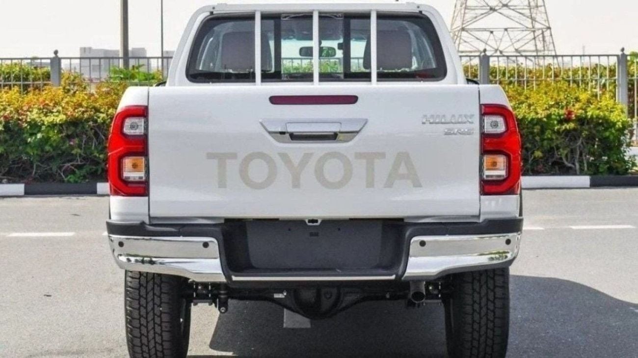 تويوتا هيلوكس Toyota Hilux SR5 4.0L V6 Petrol DC 4WD A/T 2024