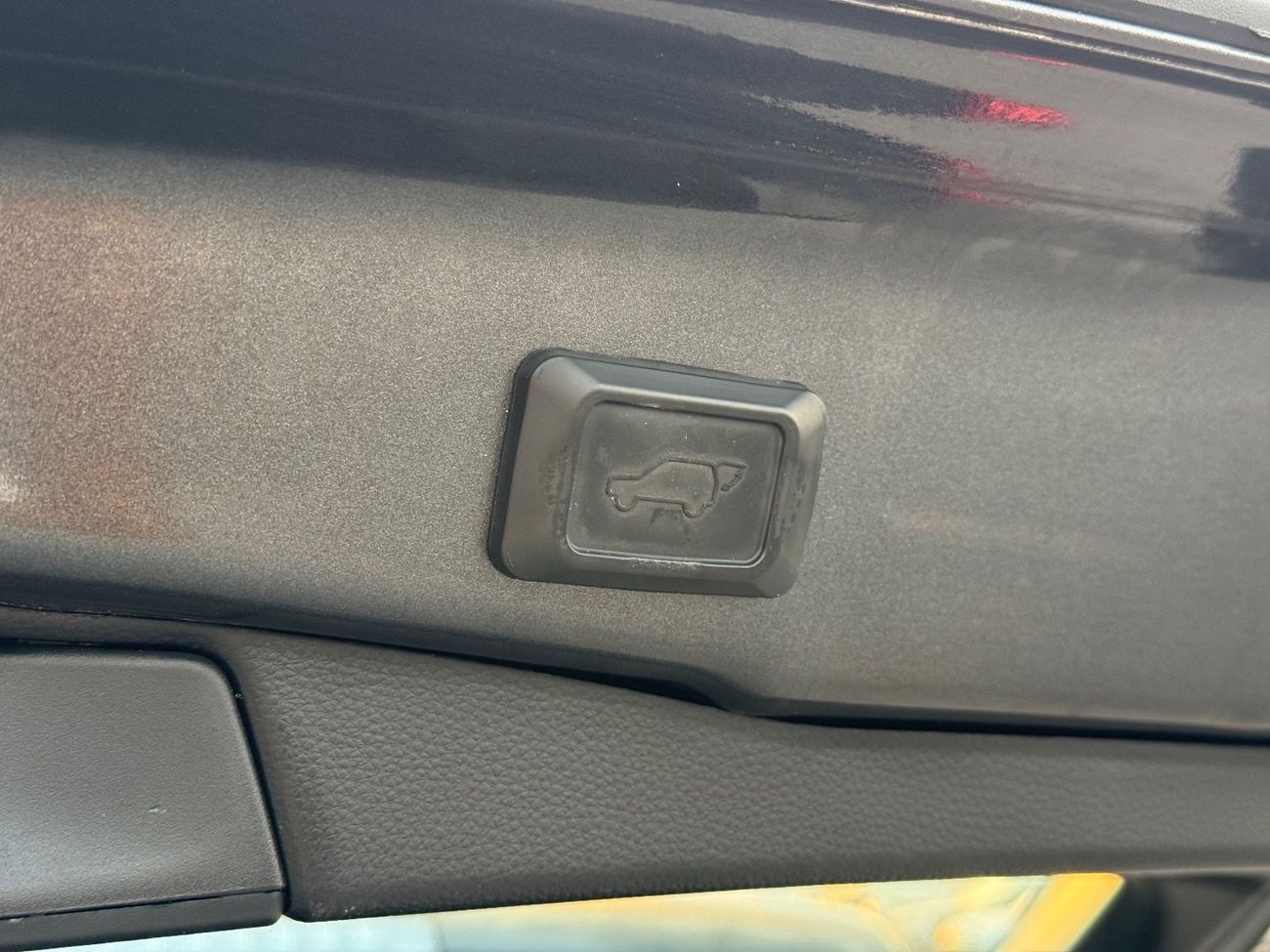 تويوتا راف ٤ XLE 2.5L