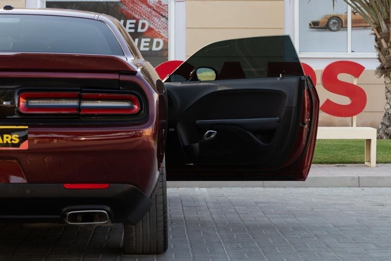 Dodge Challenger GT 3.6L Dodge Challenger GT 2019 GCC under Warranty with Flexible Down-Payment.