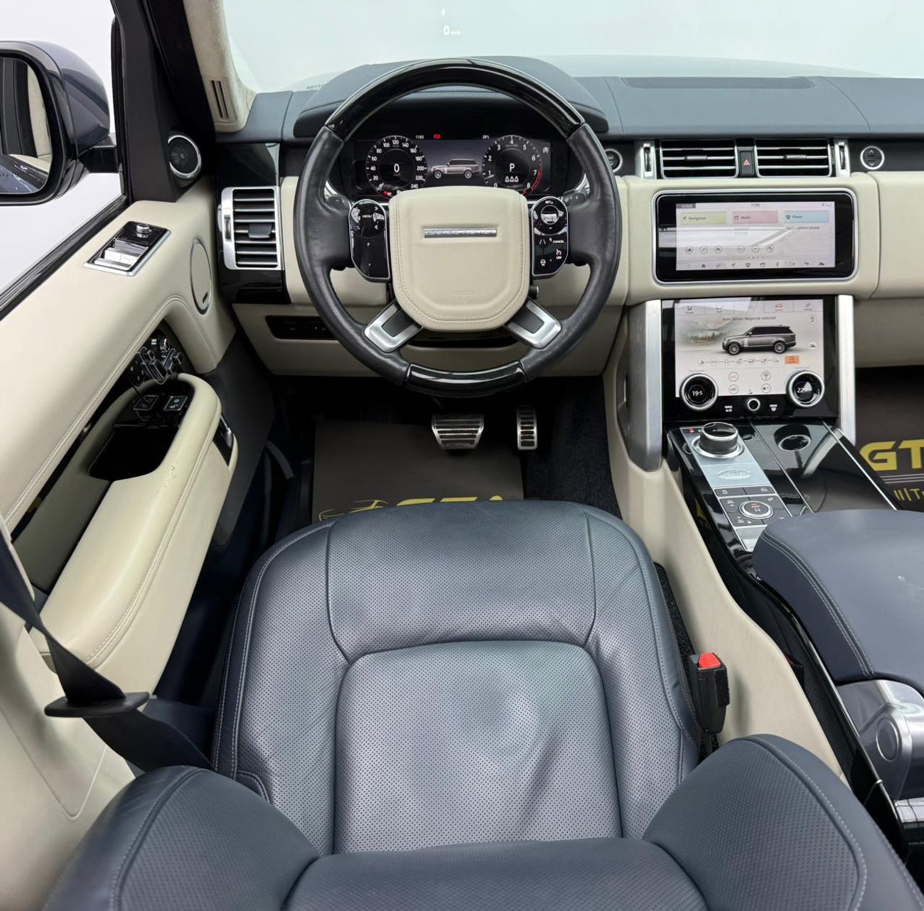 Land Rover Range Rover Sport Autobiography Dynamic P400 3.0L  2020 Range Rover Autobiography ,Warranty ,Al Tayer Full Service His