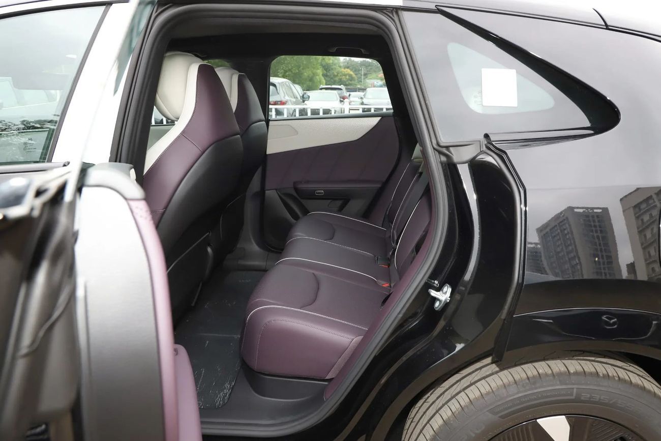 Mazda EZ 60 Extended Range 200 Max