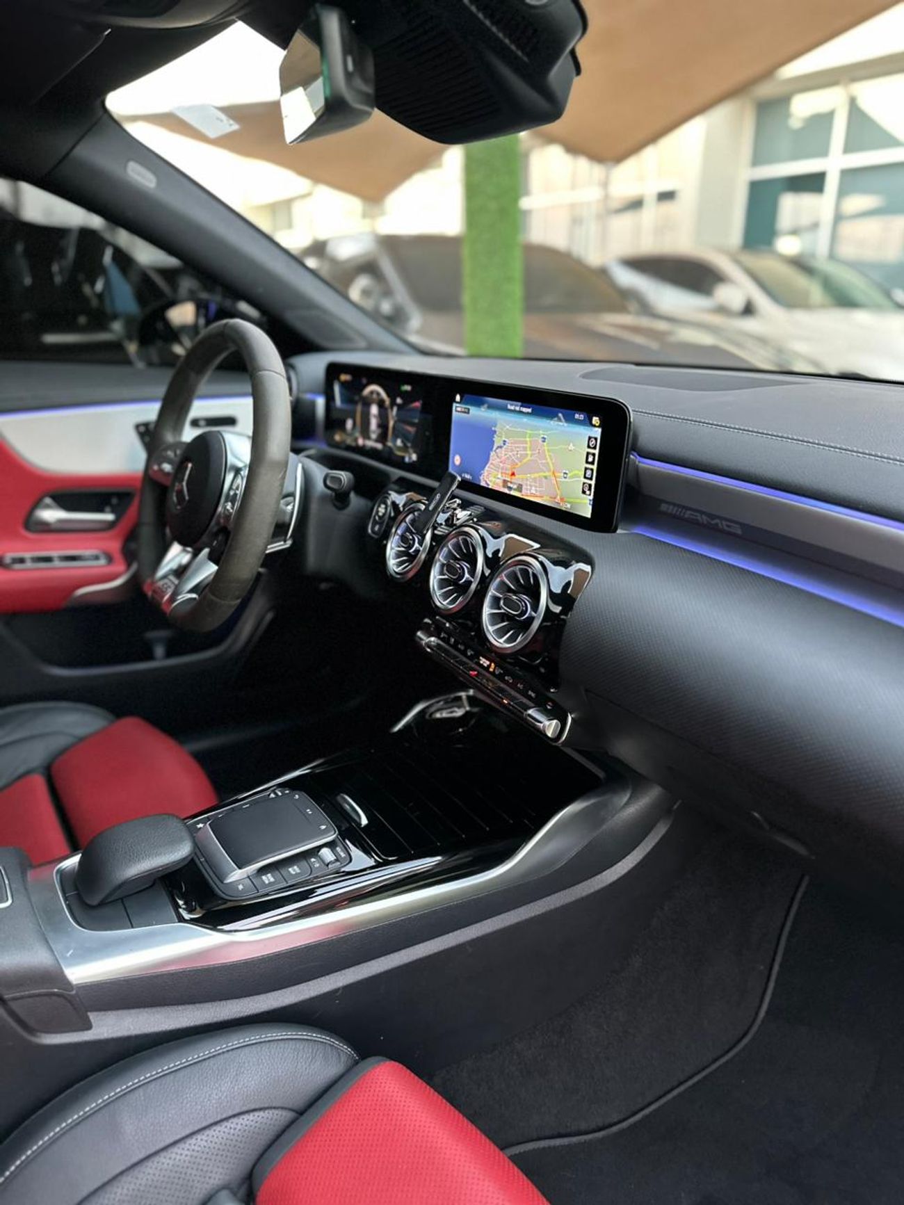 Mercedes-Benz CLA 35 AMG MERCEDES BENZ AMG CLA35 GCC 55 EDITION FULL OPTION FULL SERVICE HISTORY UNDER WARRANTY