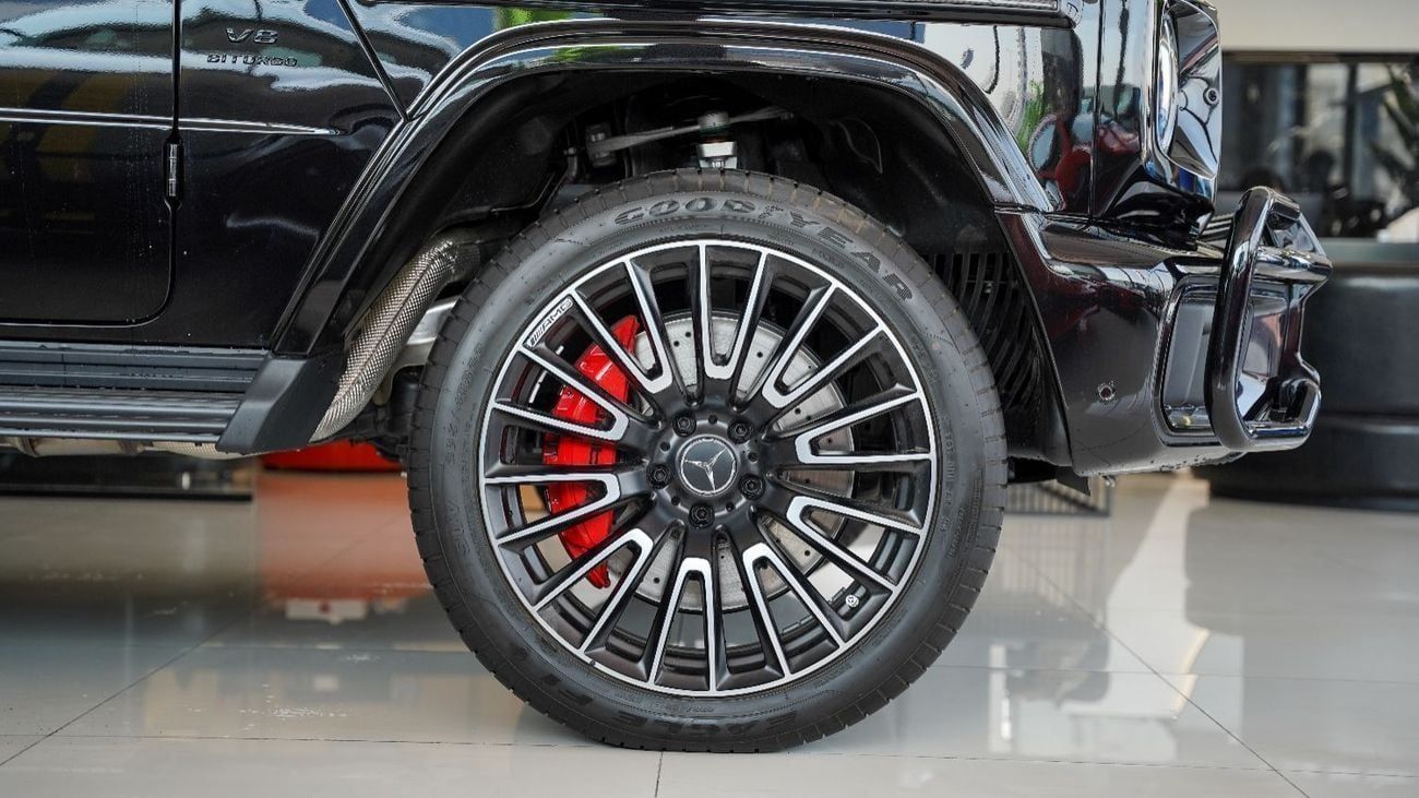 Mercedes-Benz G 63 AMG 4MATIC SUV GCC 2025 Fully Original Carbon Perfomance Package 5 Year Gargash Auto Warranty