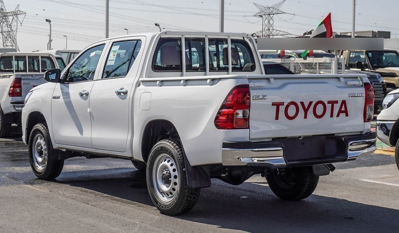 Toyota Hilux TOYOTA HILUX 2.4L Diesel D/C 4X4 M/T 2025 MODEL