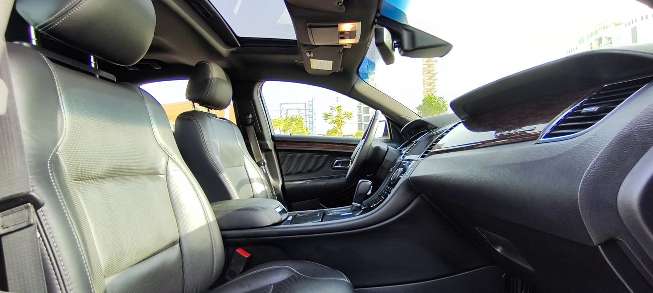 فورد تاونوس ليميتيد