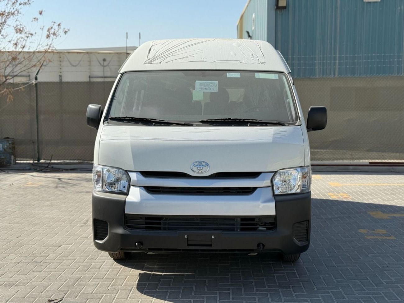 Toyota Hiace 2026 Toyota Hiace STD 16-Seater High-Roof Mid-Option 2.5L 4-Cyl Diesel M/T RWD Only For Africa