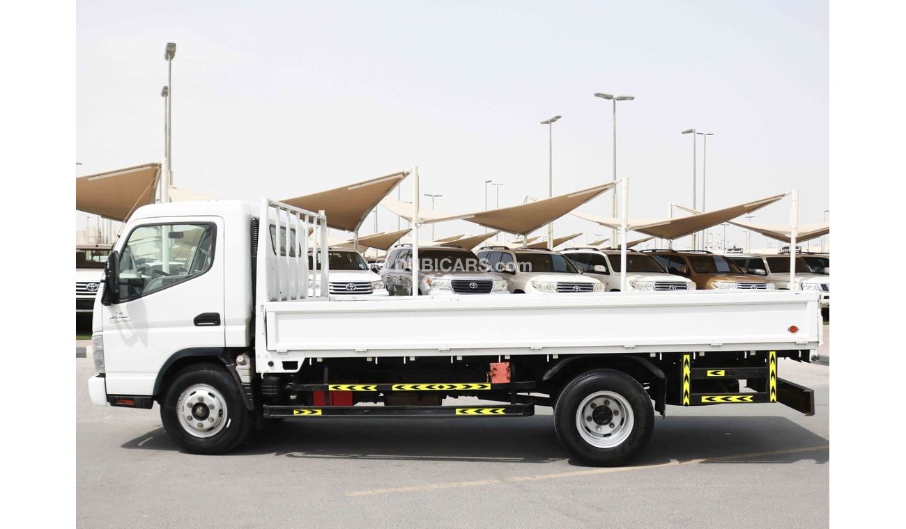 Mitsubishi Fuso Canter SINGLE CABIN PICKUP 2015 WITH GCC SPECS