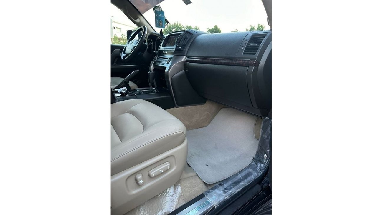 تويوتا لاند كروزر