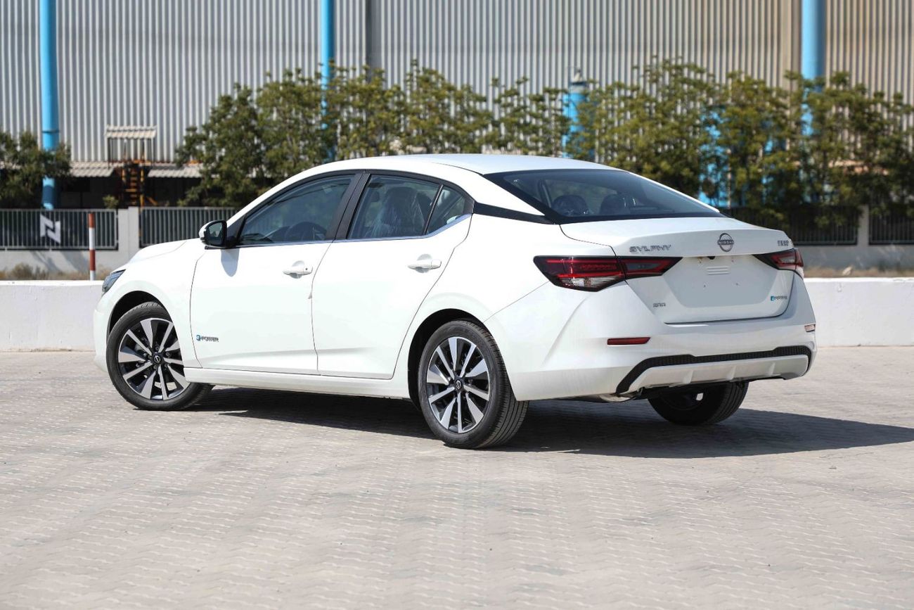 نيسان سيلفي 2023 نيسان سيلفي 1.5 E-POWER ULTRA HYBRID PLUS - أبيض من الداخل أسود | تصدير فقط