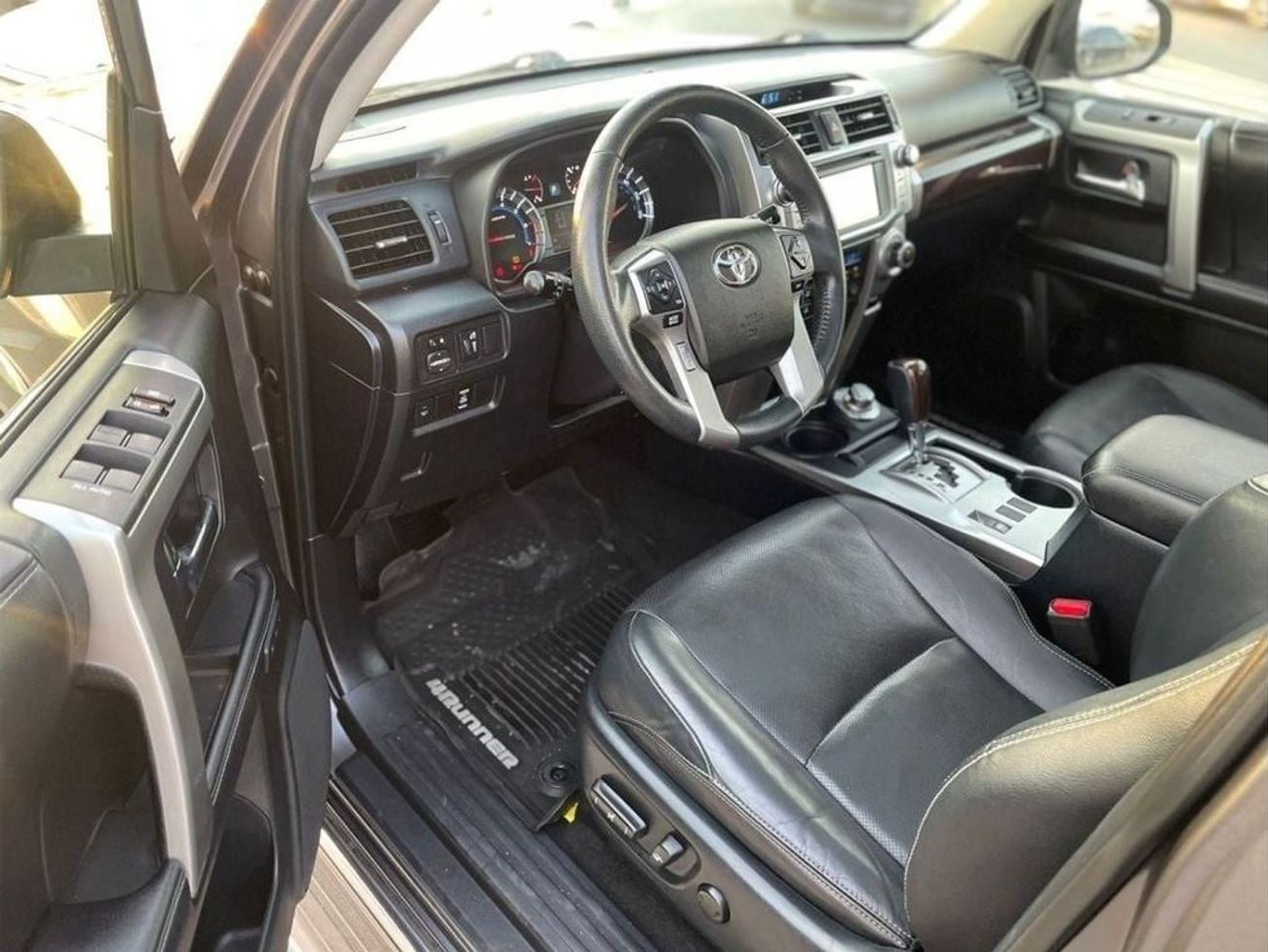 Toyota 4Runner 2018 Toyota 4Runner Limited Edition Full Option 4.0L V6 - AWD 4x4 Push Start & Sunroof - 35,000 Mile