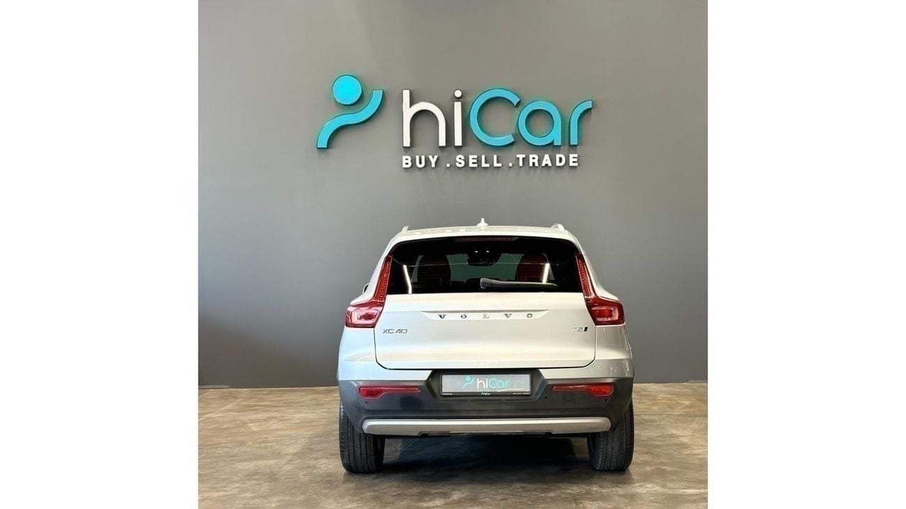 Volvo XC40 AED 1,287pm • 0% Downpayment • Momentum • 2 Years Warranty