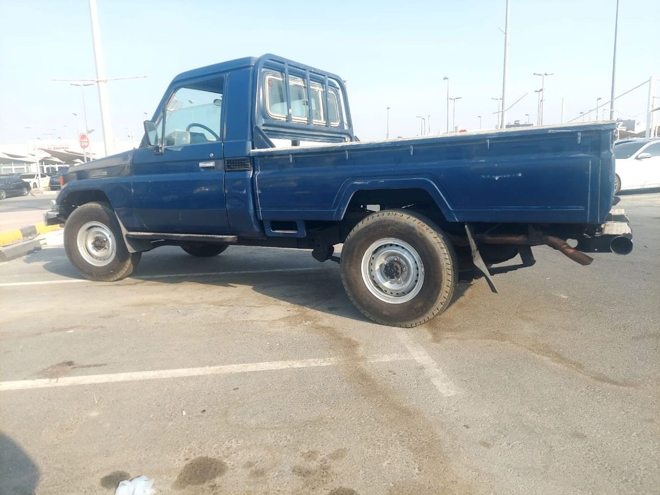 تويوتا لاند كروزر بيك آب SC 4.2L DIESEL 4WD MANUAL TRANSMISSION