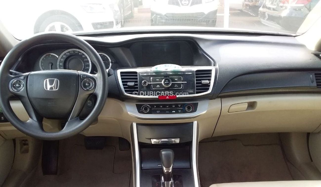 هوندا أكورد هوندا اكورد ٢٠١٦ خليجي