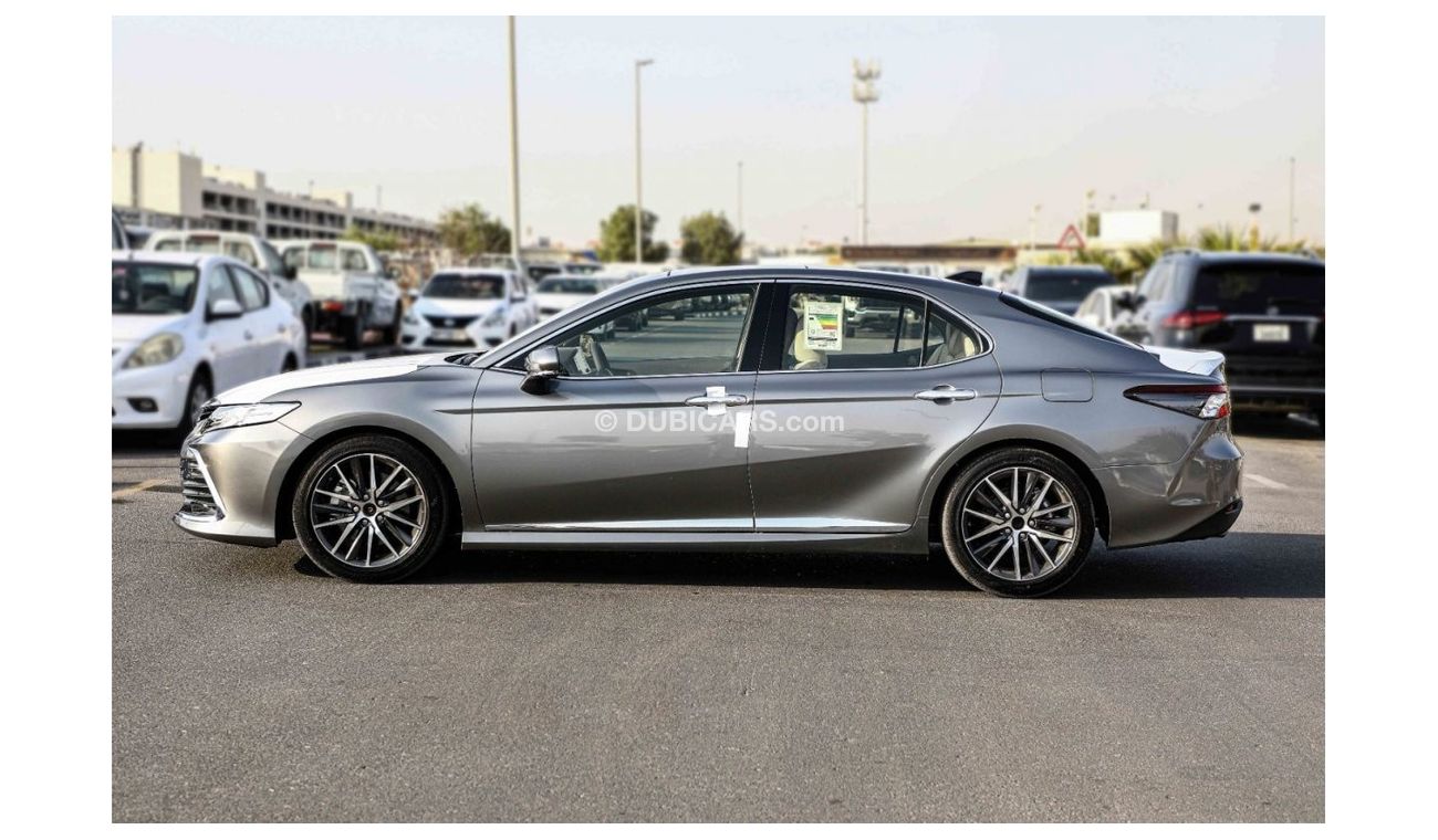 Toyota Camry 2022 Toyota Camry 3.5 LTD P AT - Export Only